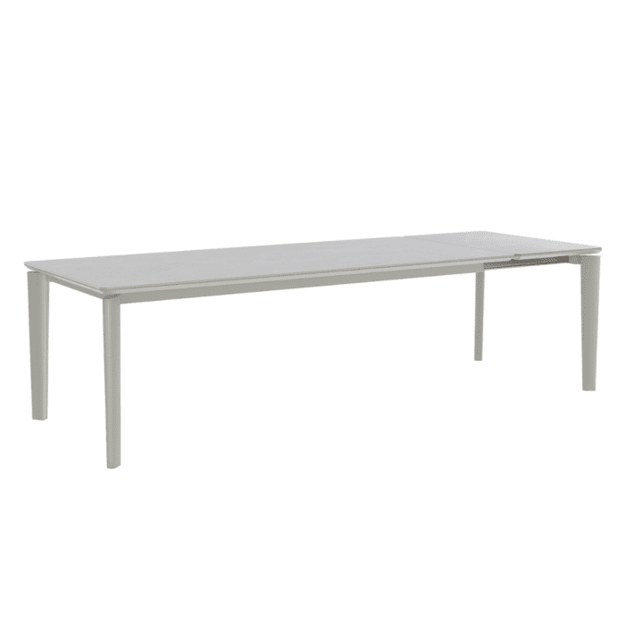 Bagel extendable table outdoor design