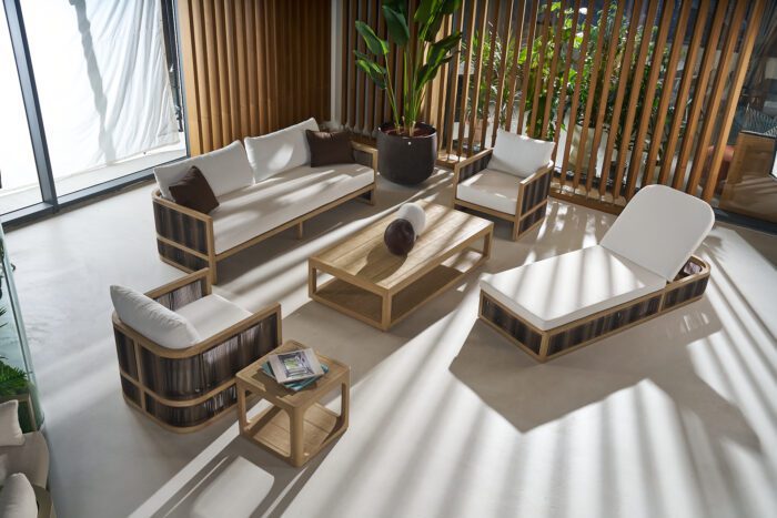 Zebrano outdoor showroom0572