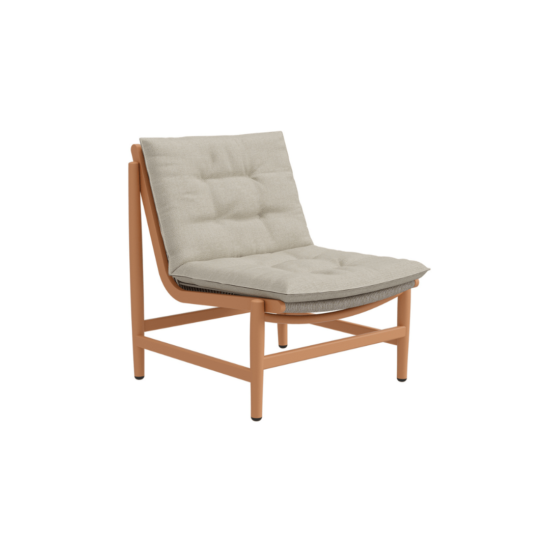 String Tekli Koltuk Zebrano Outdoor Ahşap Çerçeveli Krem Kapitone Minderli Doğal Bahçe Mobilyası